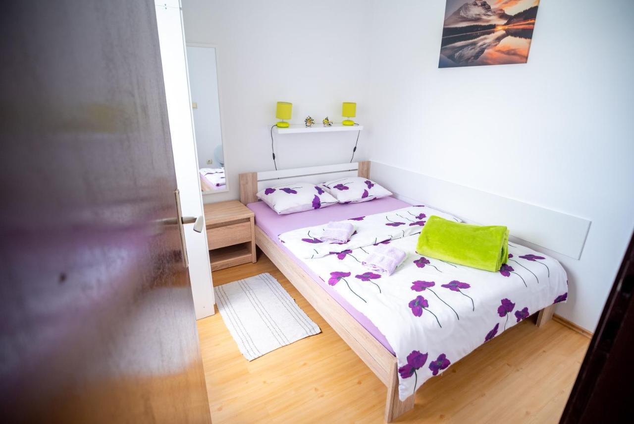Apartments Fuma Otocac Luaran gambar