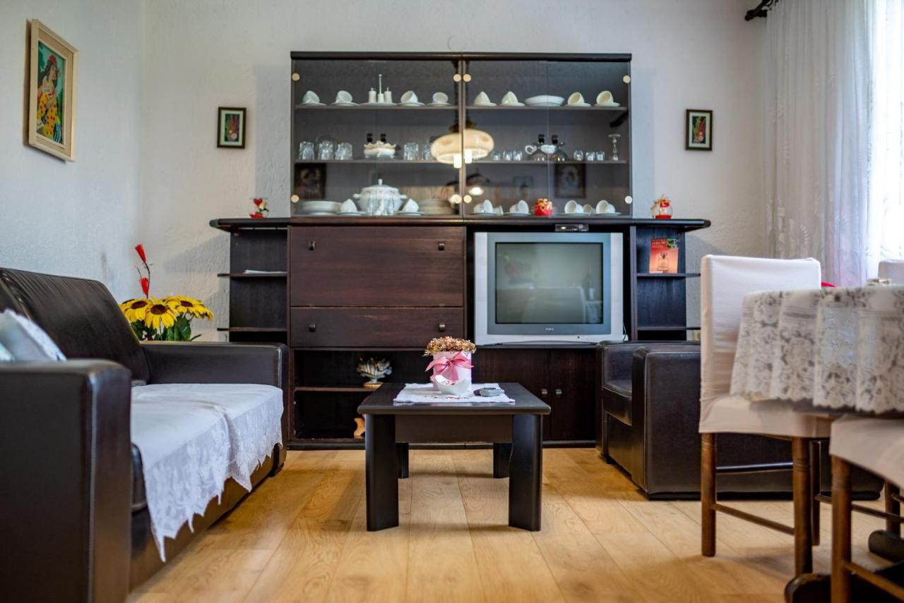 Apartments Fuma Otocac Luaran gambar