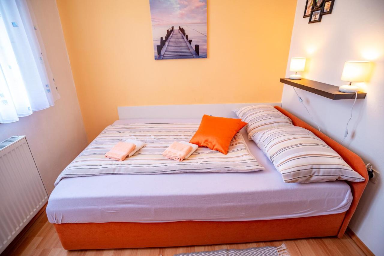 Apartments Fuma Otocac Luaran gambar