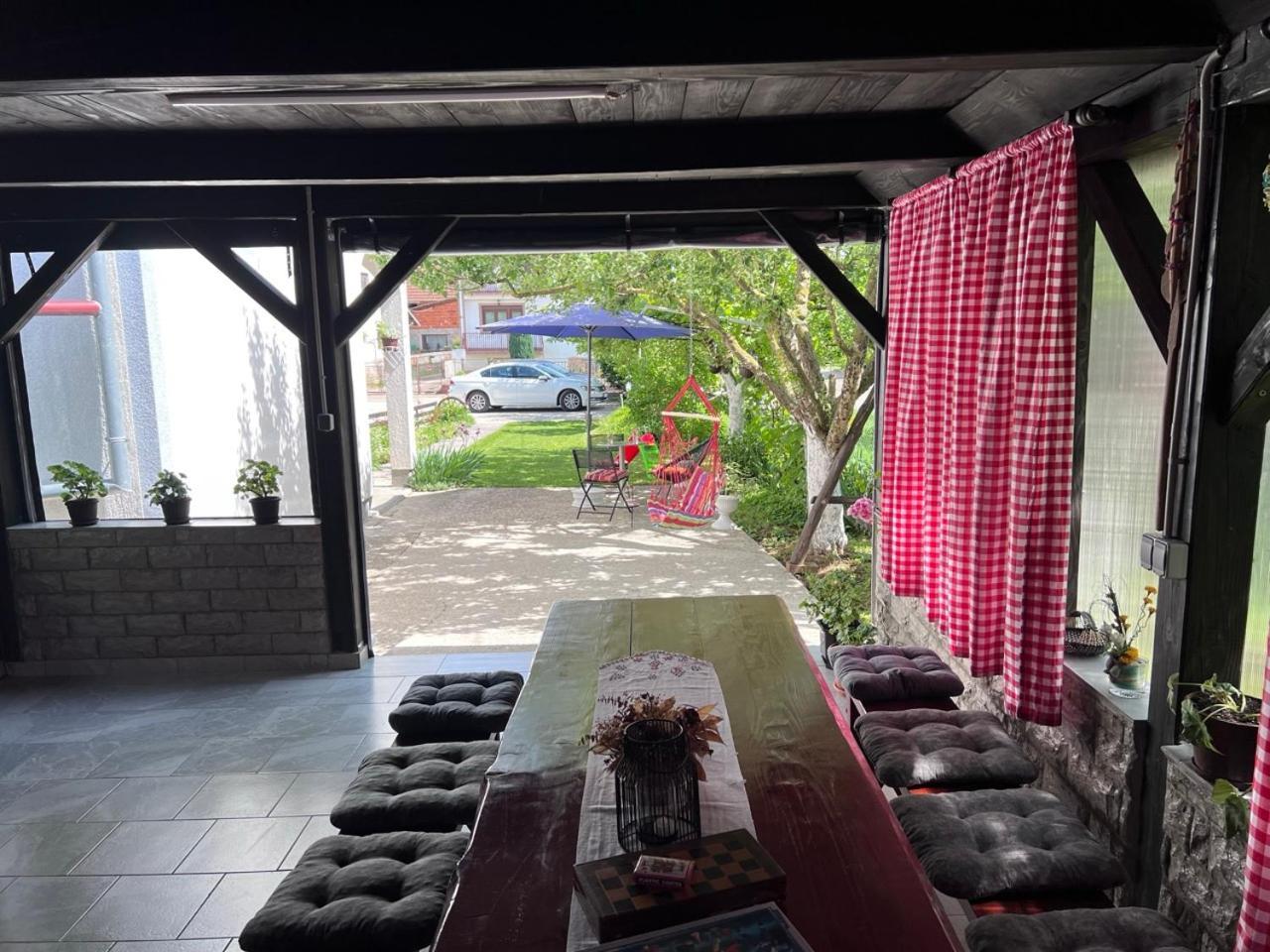 Apartments Fuma Otocac Luaran gambar